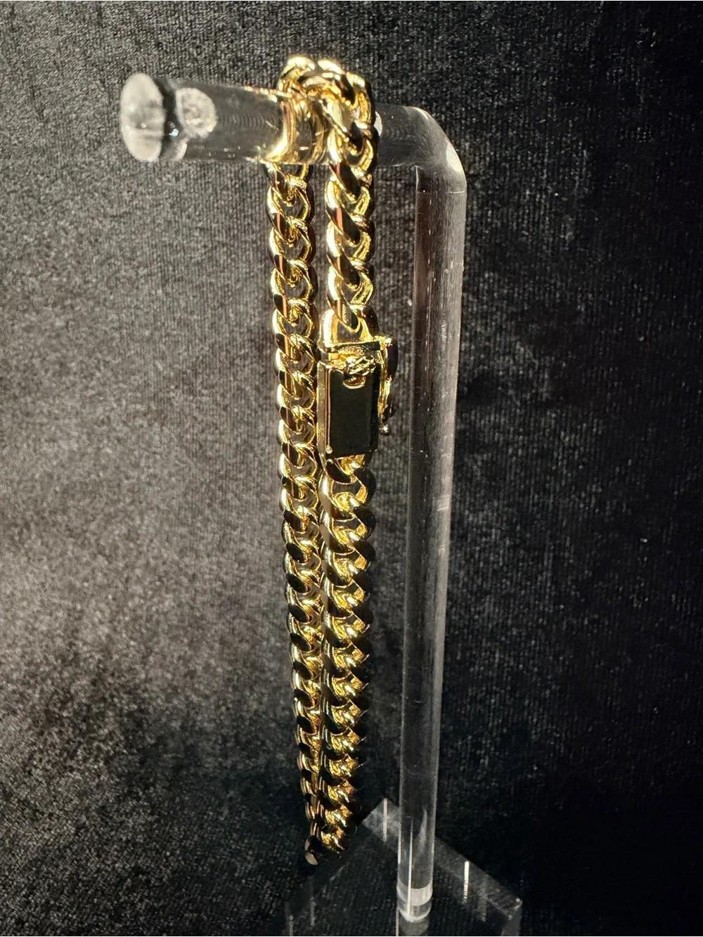 Cuban Bracelet 8in 5.8MM 14K Premium Finish w/Box Lock. Everyday Wear! Brand new